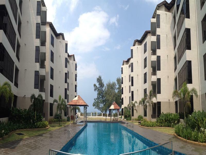 Samsuria Beach Resort & Residence เชอราติง ภายนอก รูปภาพ