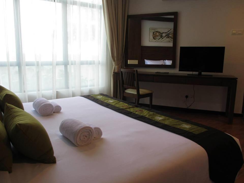 Samsuria Beach Resort & Residence เชอราติง ภายนอก รูปภาพ