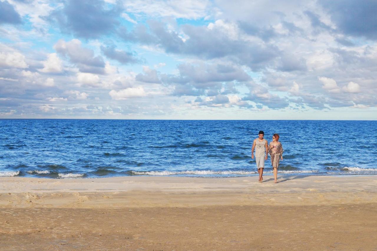 Samsuria Beach Resort & Residence เชอราติง ภายนอก รูปภาพ